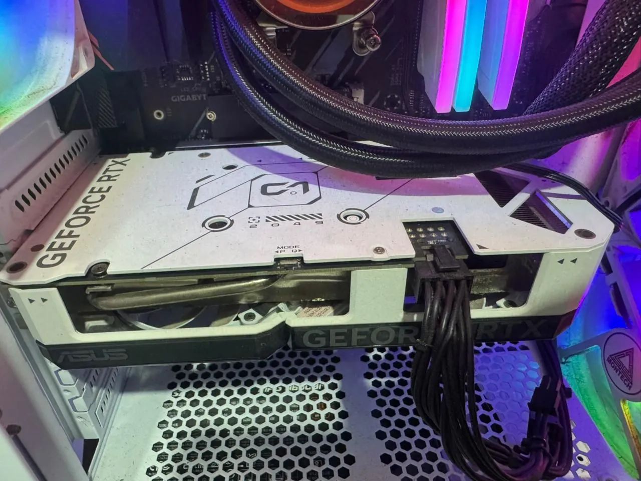 Rtx 4060 8GB WHITE ASUS OC (RARISSIMA) - Foto 2