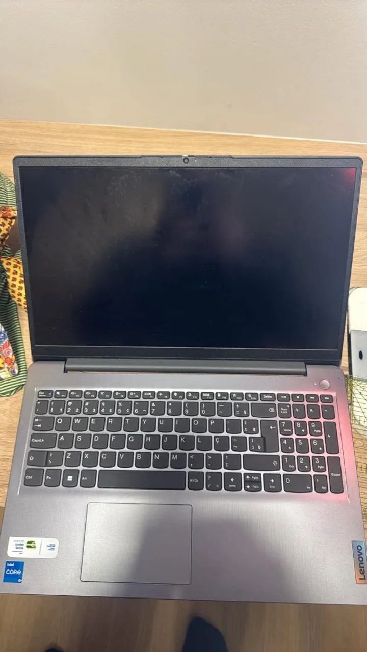 LENOVO IdeaPad 3 15ITL6 - Foto 3