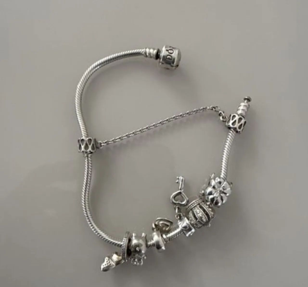 Pulseira Vivara prata 925 com berloque