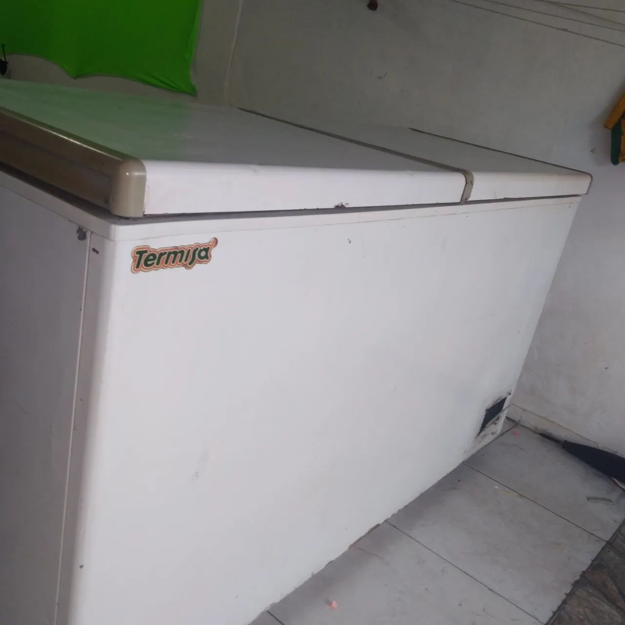 Freezer Termissa Horizontal Funcionando.