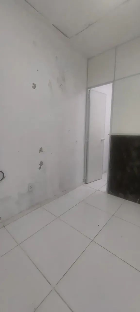 ALUGO PRÉDIO FAROL/ RECEPÇÃO/ 10 SALAS/ PX CONVÉM - Foto 4