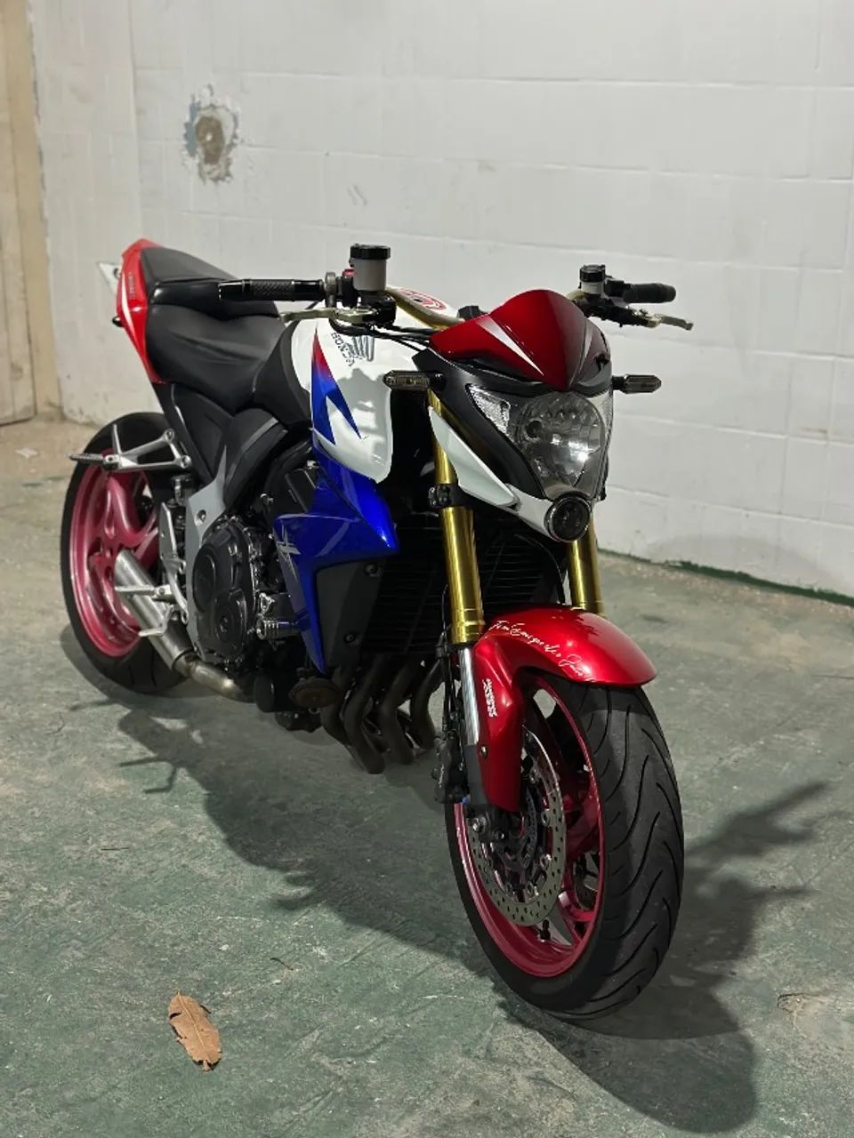 CB 1000 R 