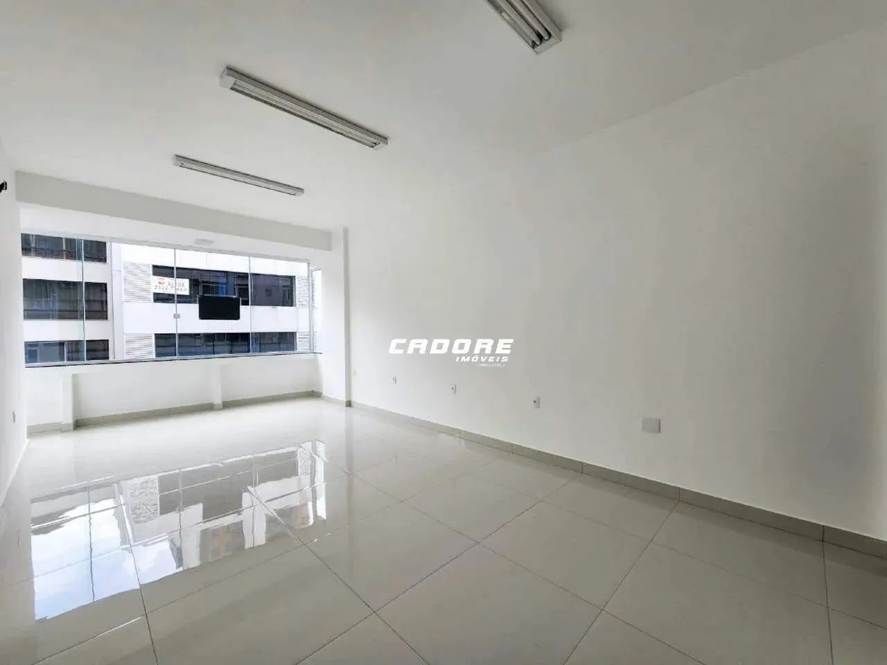 Sala Comercial no centro de BLUMENAU | Cadore Imóveis - Foto 2