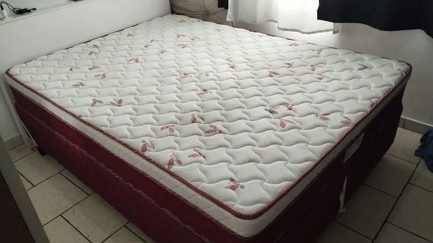 Colchão Ortopédico queen size D45 Seminovo