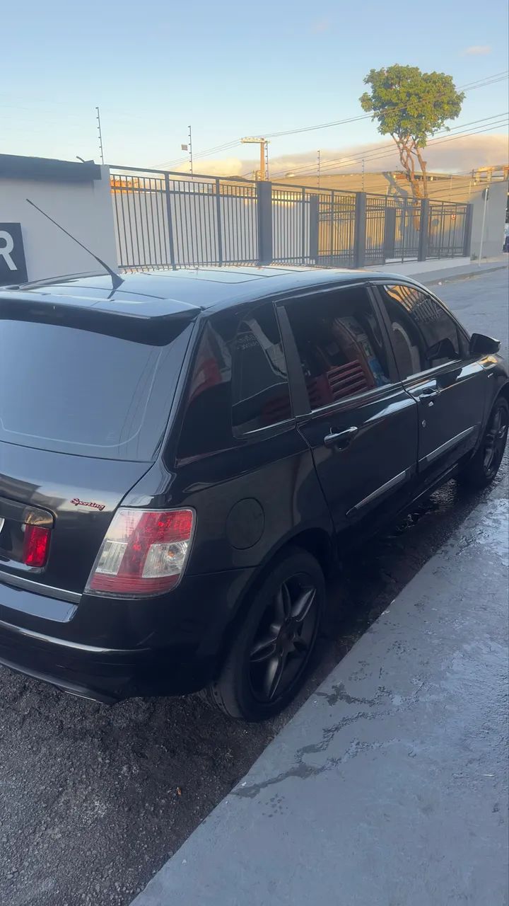 Fiat Stilo Dualogic 1.8 Sporting Flex 8V 5P 2009 - Foto 2