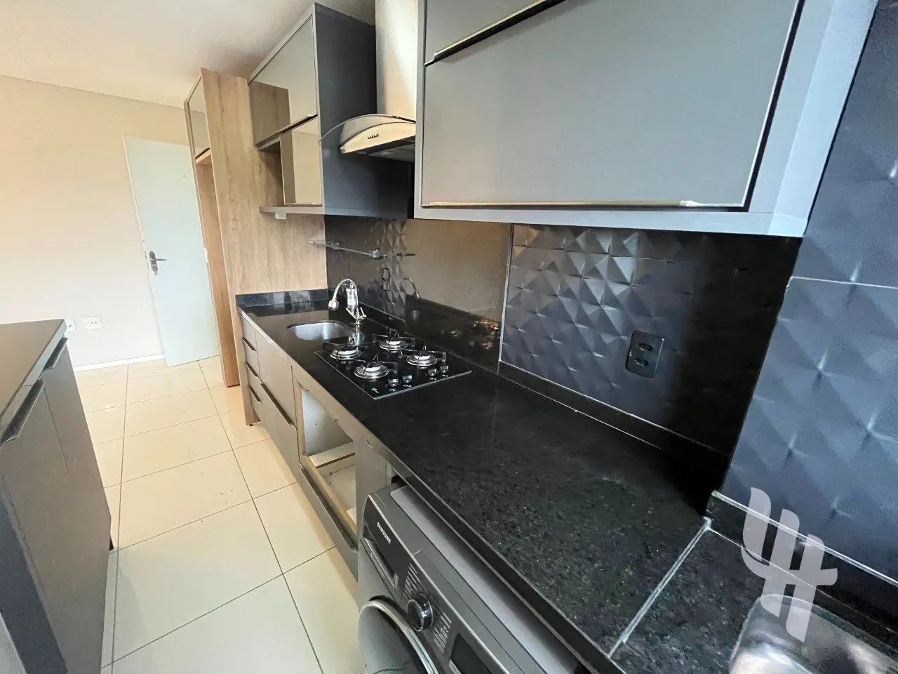 Apartamento Semi-Mobiliado | 2 Quartos, Suíte e sacada com churrasqueira - Foto 4