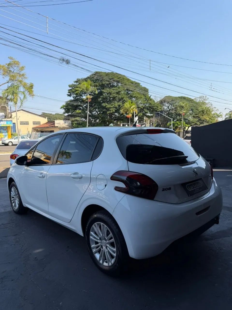 Peugeot 208 Active Pack 1.2 Flex 12V 5P Mec. 2017 - Foto 3