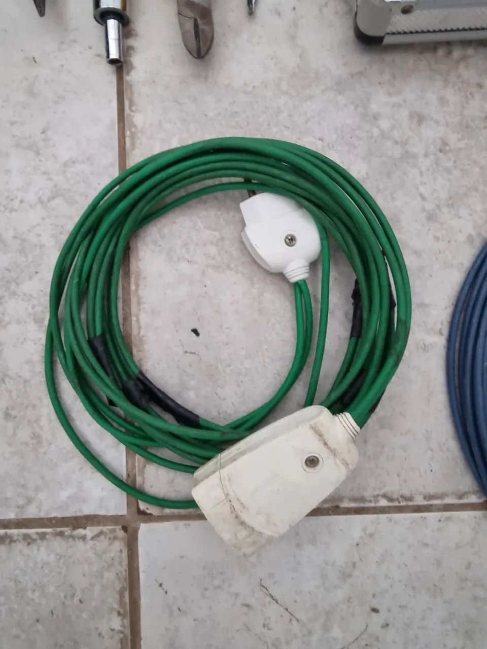 Parafusadeira e ferramentas  - Foto 2