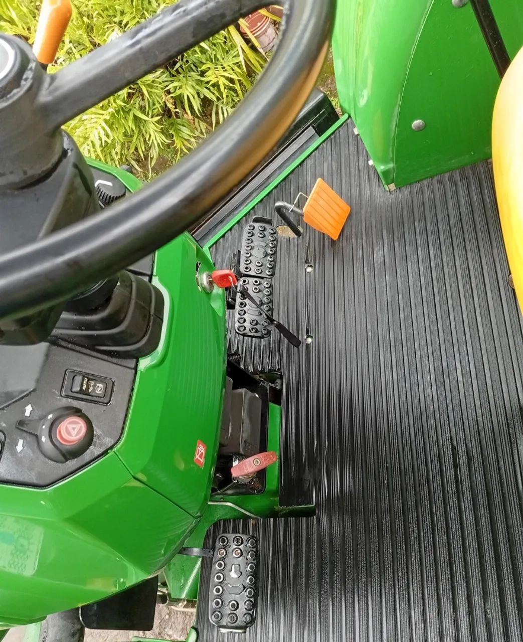 Trator JONH DEERE 5080e 2022 - Foto 5