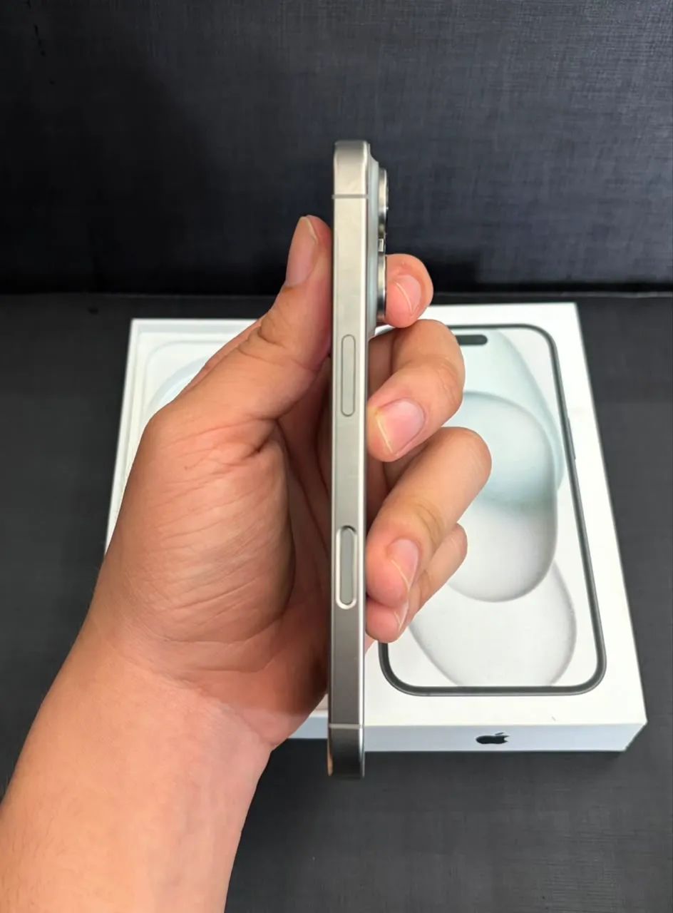 iPhone 16 pro 256GB  - Foto 2