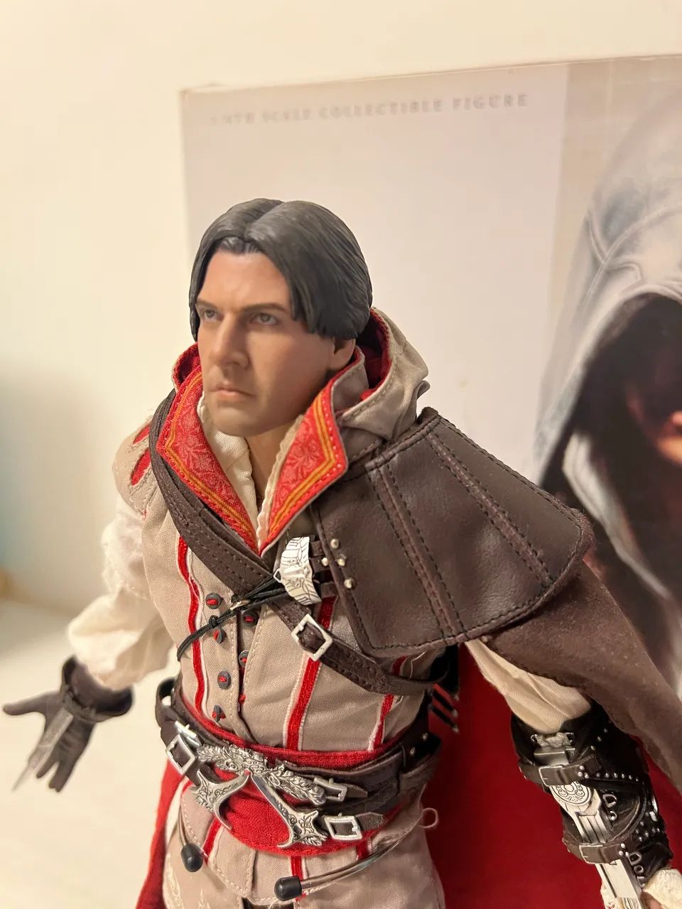 Ezio Auditore Assassin?s Creed - Hot Toys - Foto 3
