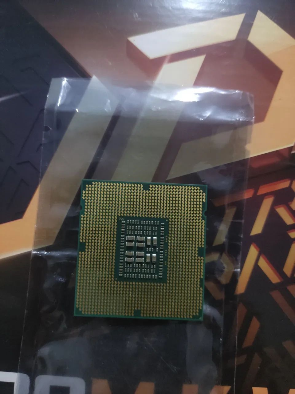 Processador Intel Xeon E5-2470 v2 - 10 Núcleos / 20 Threads<br> - Foto 3