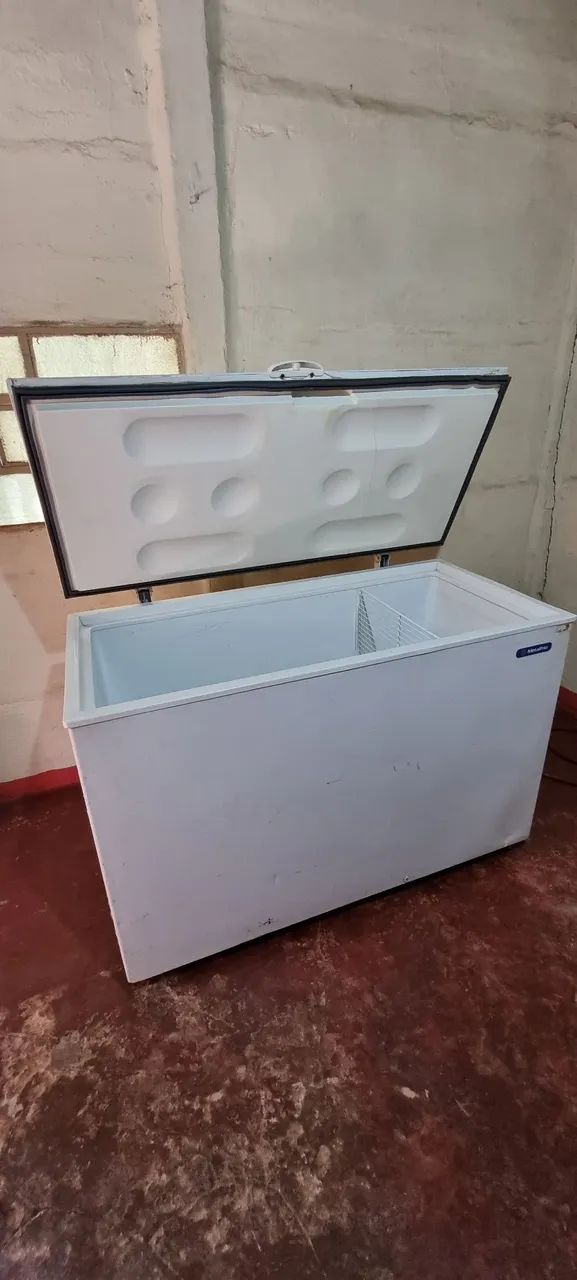 Freezer metalfrio dupla ação 419l Voltagem 127V  - Foto 2