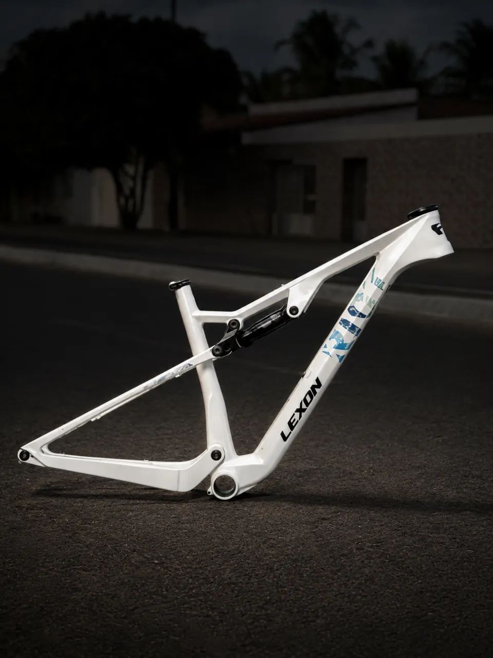 Quadro MTB Lexon Riot 19 + Shox Rockshox SID - Foto 2