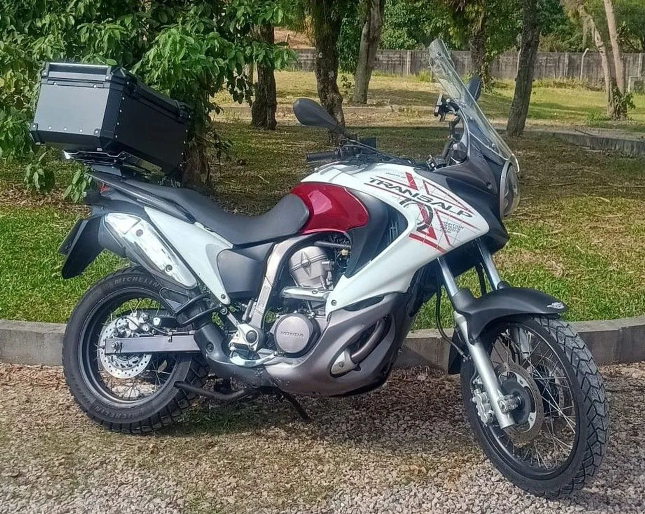 Transalp 700 2012 ABS 