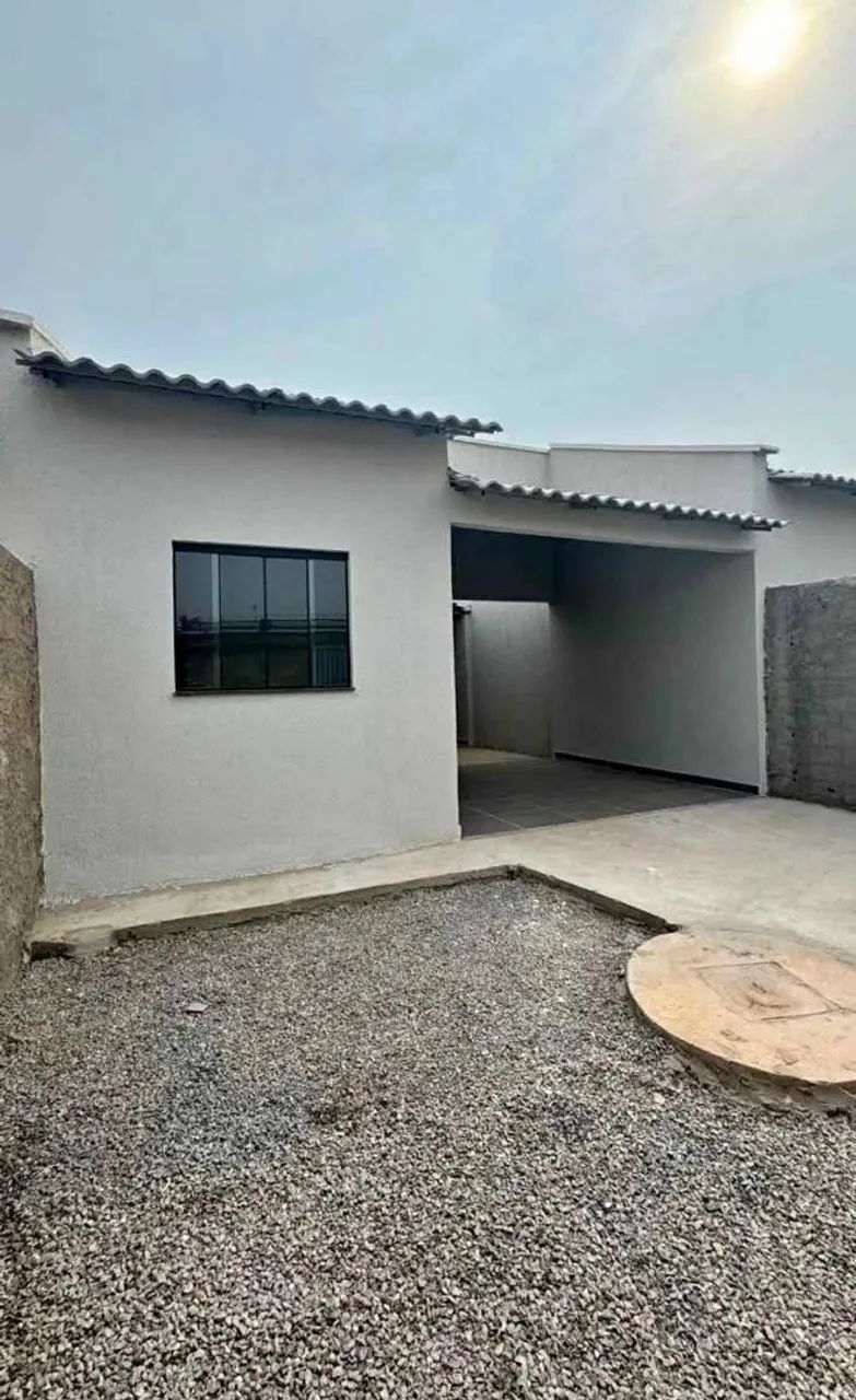 Vendo casa Bonsucesso 