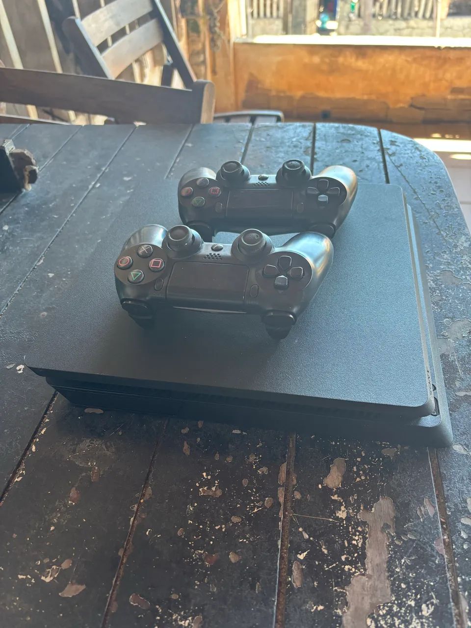 Ps4 slim 500gb 2 controles - Foto 2