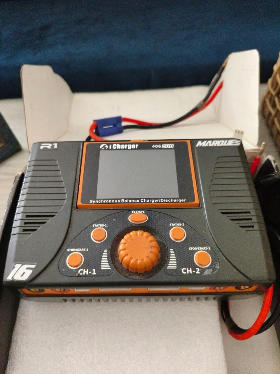 Carregador icharger 406 duo 30v - Hobbies e coleções - Parque