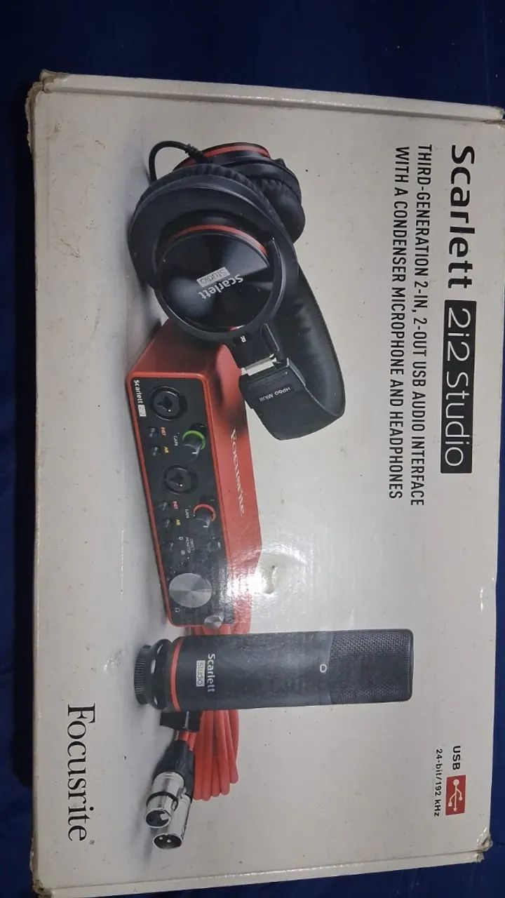 Interface de áudio Focusrite Scarlett 2i2 Studio 3 Geração e Microfone Condensador - Foto 5