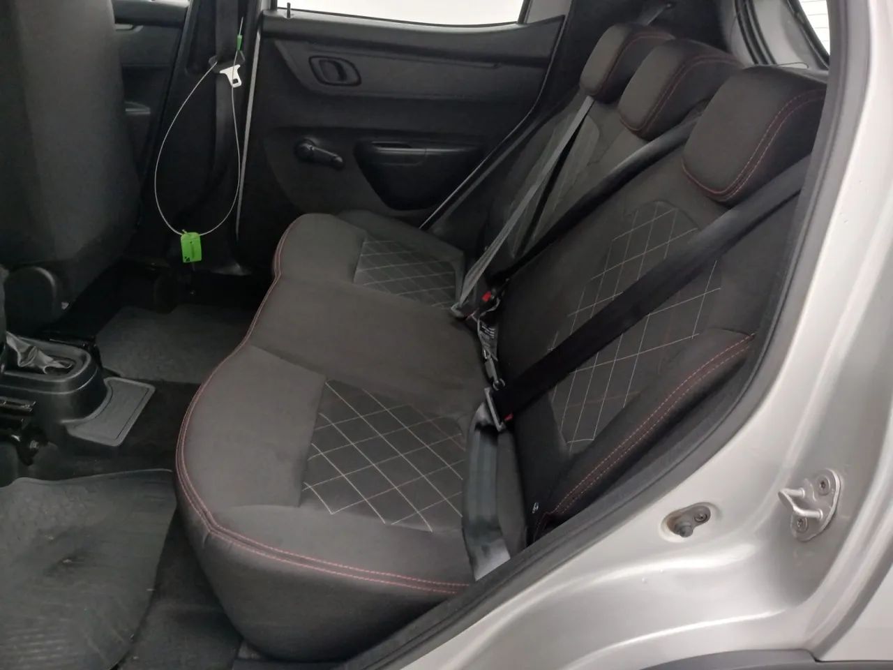 Renault Kwid 1.0 Zen, foto 17 de 18