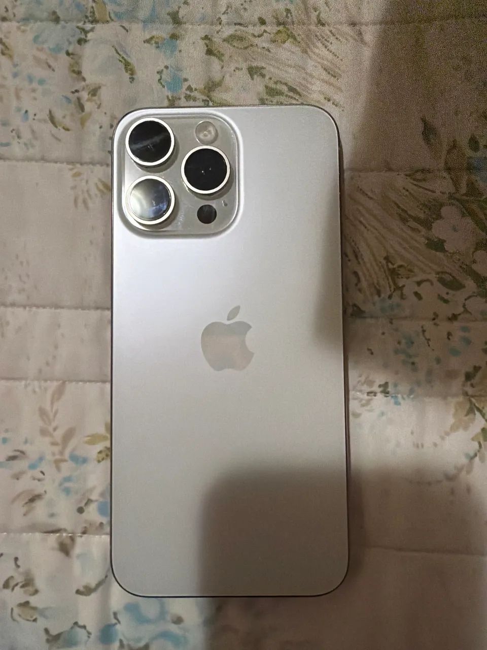 iPhone 15 pro Max 256g branco  - Foto 2