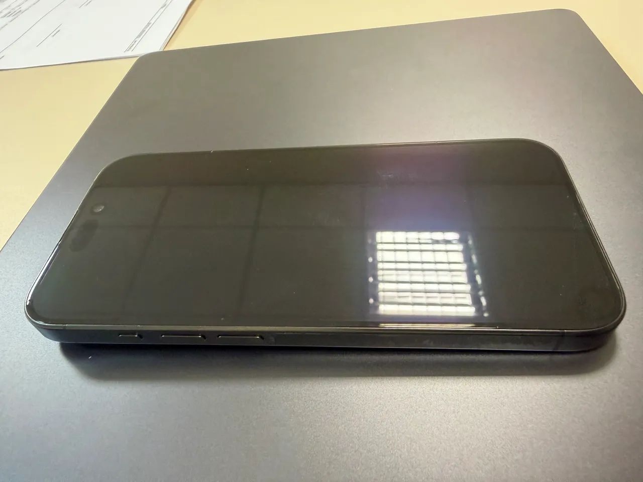 iPhone 15 pro 256 - Foto 4