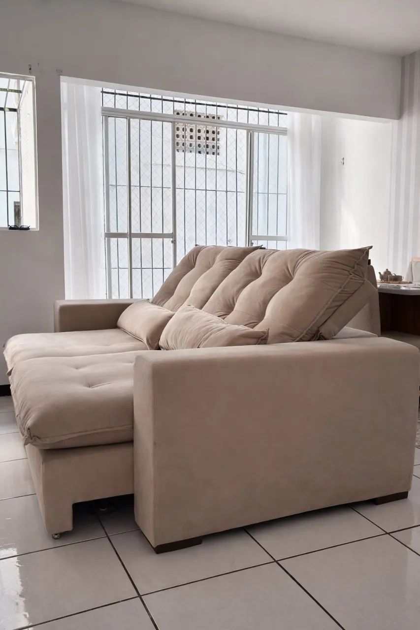 SOFÁ RETRÁTIL E RECLINÁVEL - OPORTUNIDADE!65704309484802121