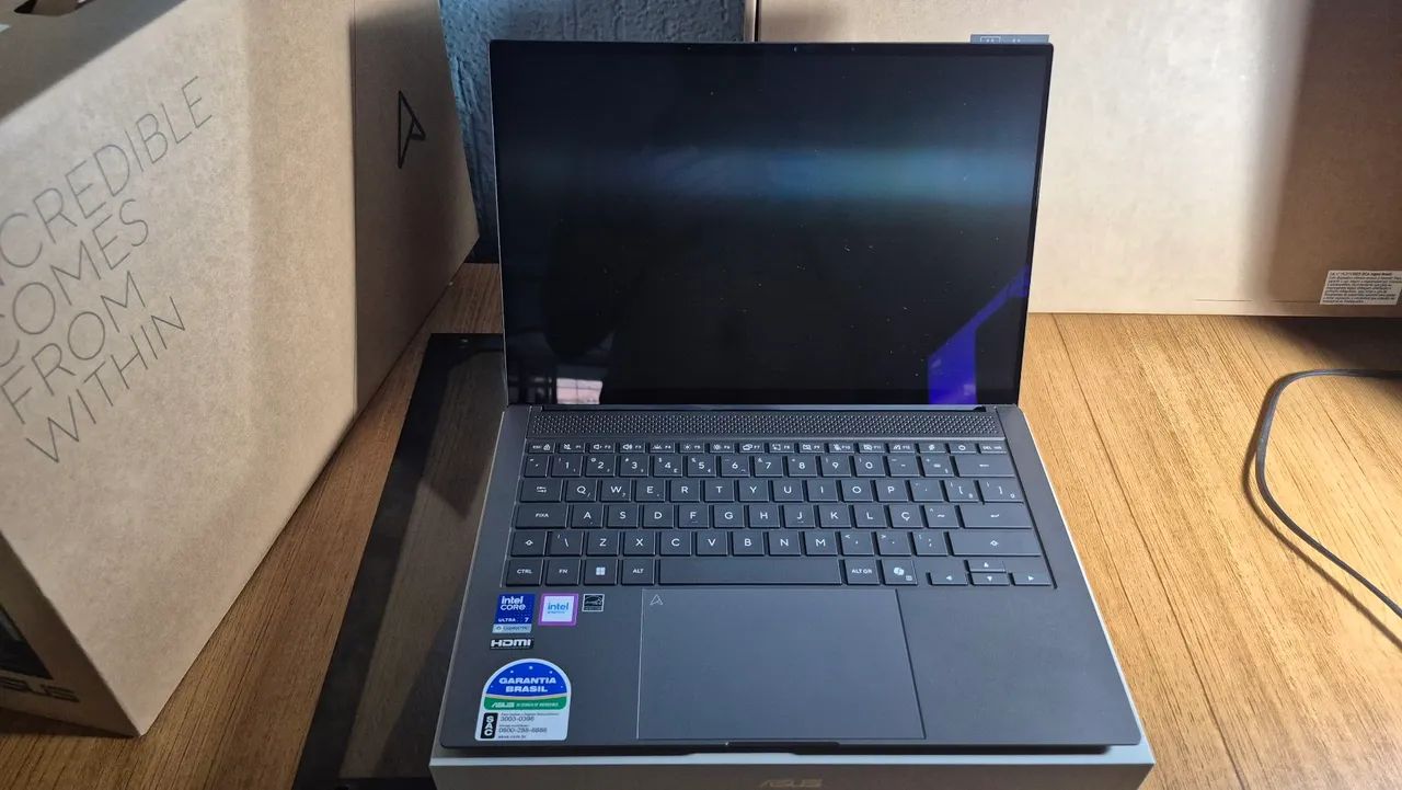 Notebook Asus Zenbook S14