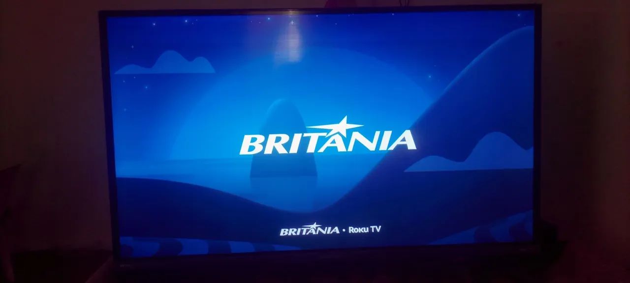 Vendo tv Marca Roku semi nova