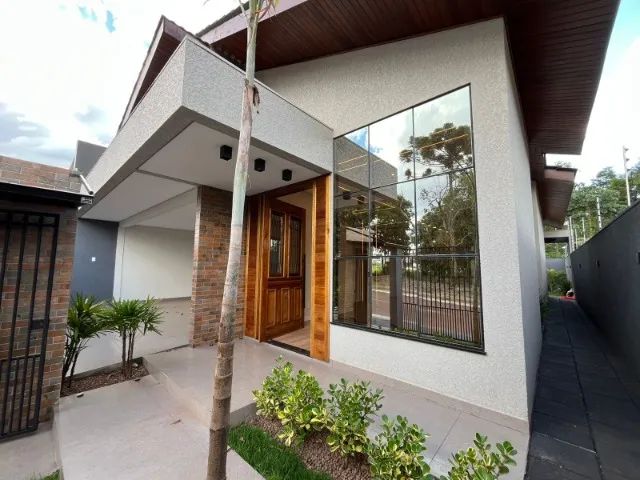 Casa com estilo diferenciado no Tropical