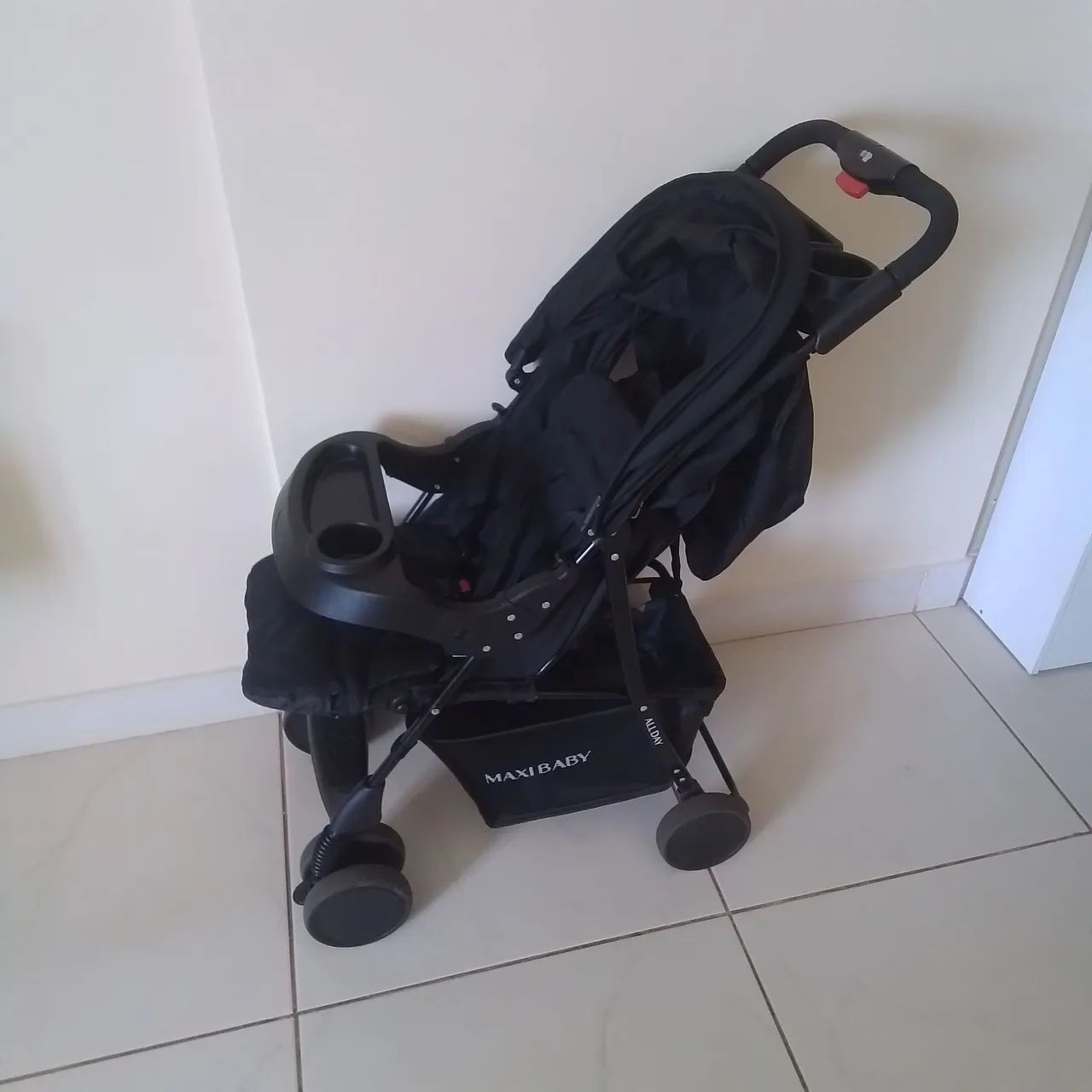 Carrinho de Bebê - MaxiBaby All Day - Foto 3