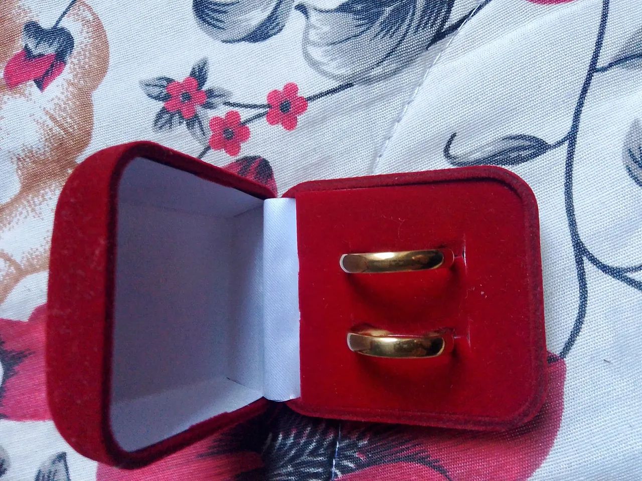 Aliança moeda antiga 