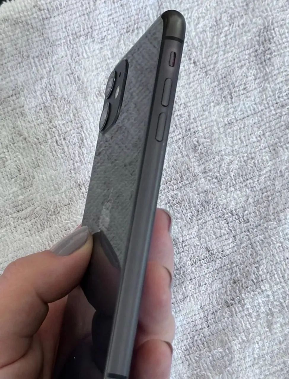 iPhone 11  - Foto 4