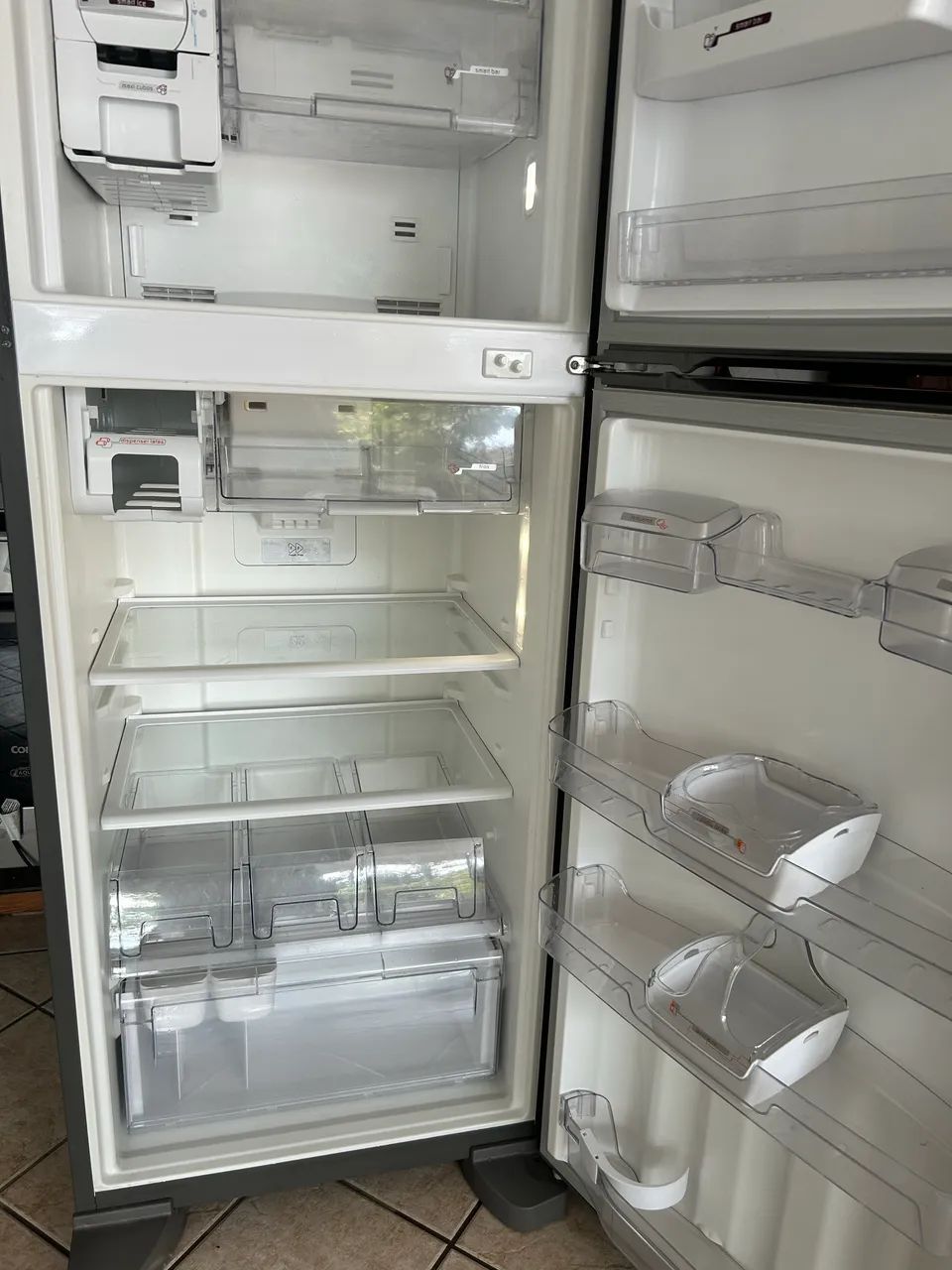 Geladeira Brastemp 406l inox - Foto 2