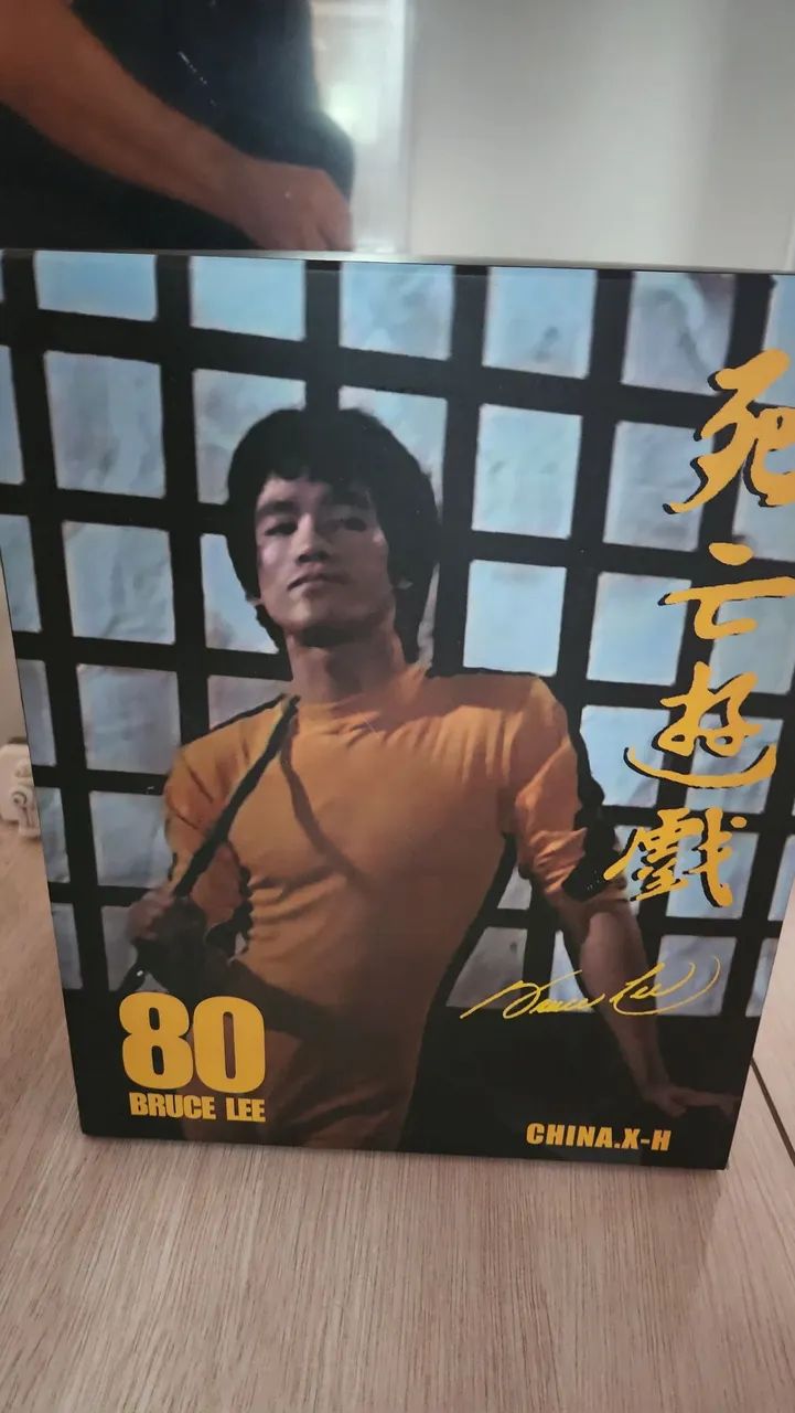 Estatua bruce lee 1/6 CHINA X-H 