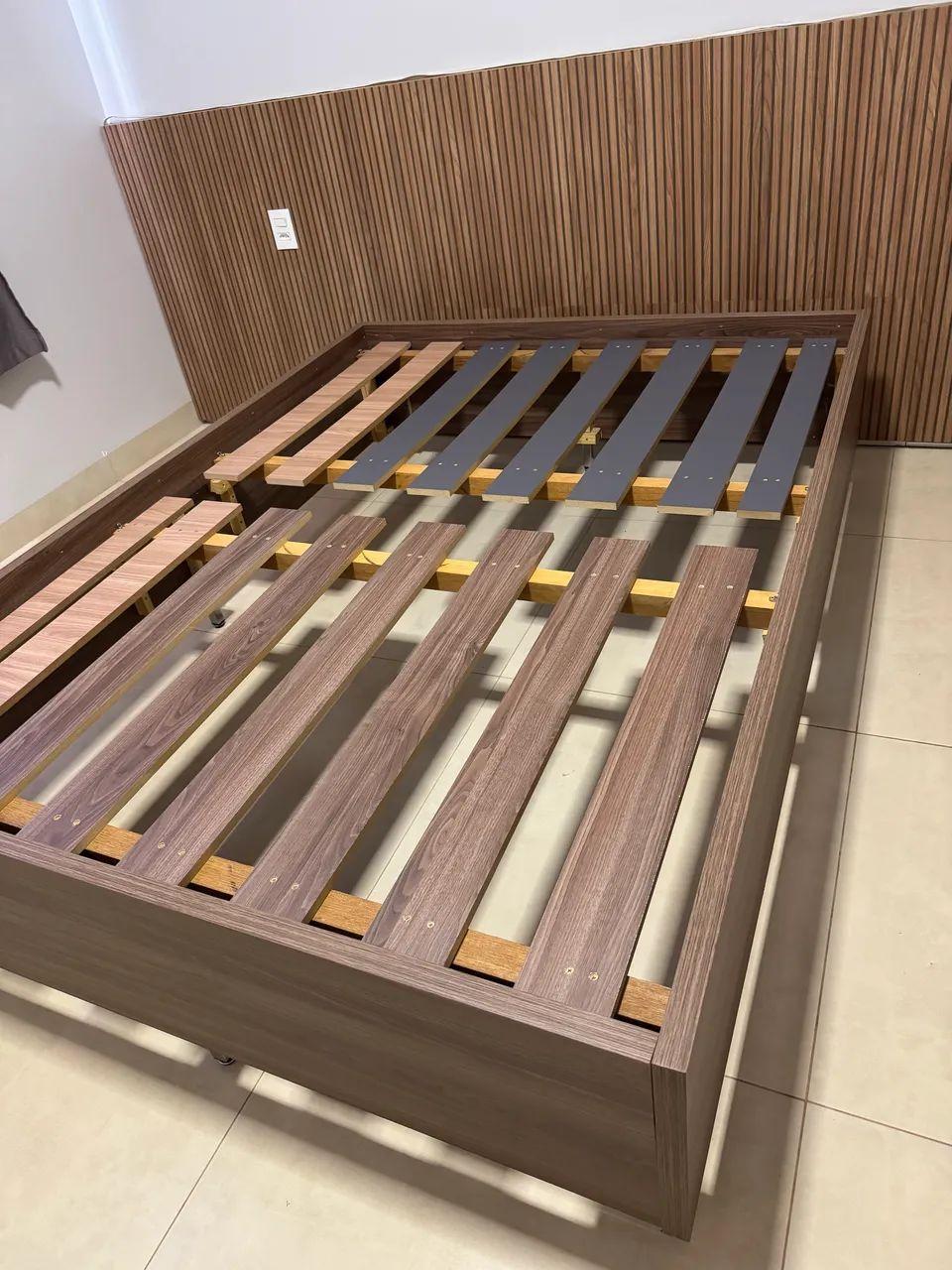 Cama casal madeira estilo japonesa