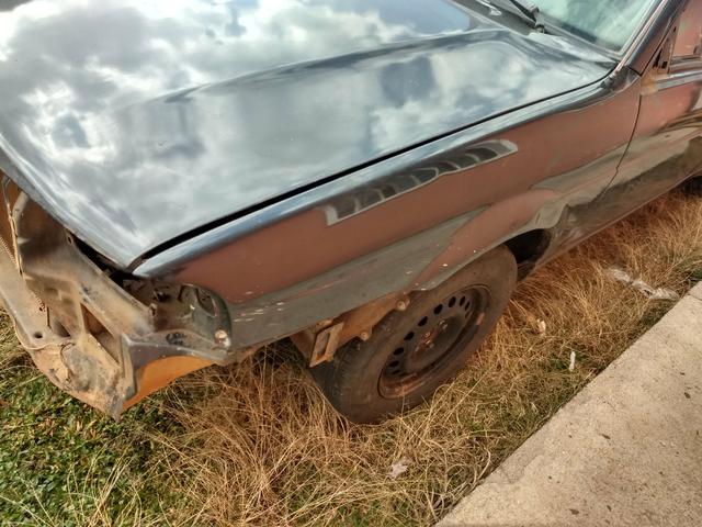 Santana 1.8 93 Baixado no Detran para peças e acessórios - Foto 14