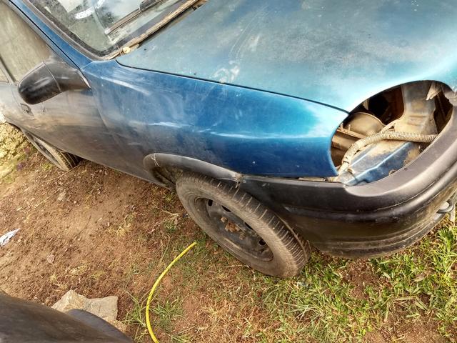 Corsa GL 1.0 efi 94/95/96 Baixado Detran Sucata em peças - Foto 13