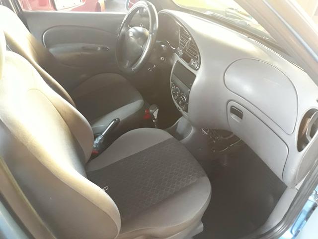 Fiesta 1.0 Zetec Ano 2000 Completo IPVA PAGO - Foto 5
