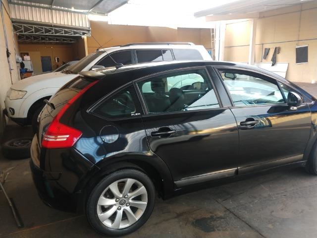Citröen C-4 Hatch 2.0 GLX ano 2011 Automático - Foto 8