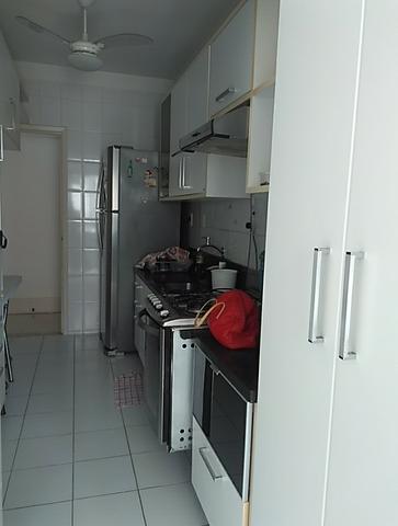 Vendo apartamento com três quartos com dependência no Stiep - Foto 12