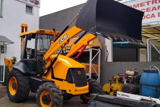 Jcb 3C (Parcelas anuais ou mensais)