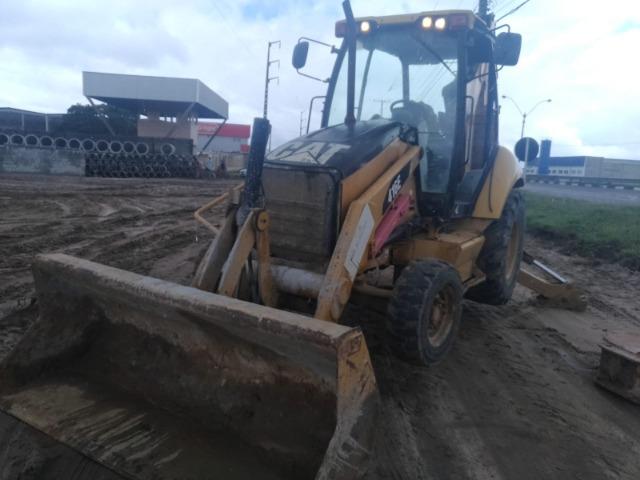 CAT 4X2 2009 Retroescavadeira
