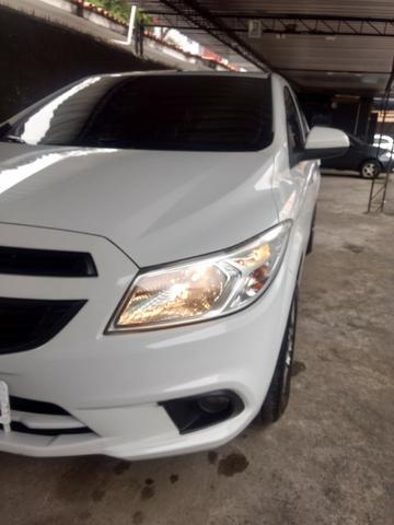Onix LT 1.0 FLEX / Carro impecável pra vender rápido - Foto 2