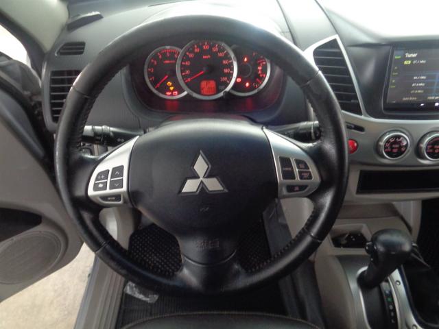 MITSUBISHI L200 TRITON 2012/2013 3.2 HPE 4X4 CD 16V TURBO INTERCOOLER DIESEL 4P AUTOMÁTIC - Foto 6