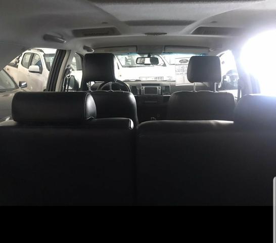 Toyota sw4 diesel 7 lugares!! - Foto 12