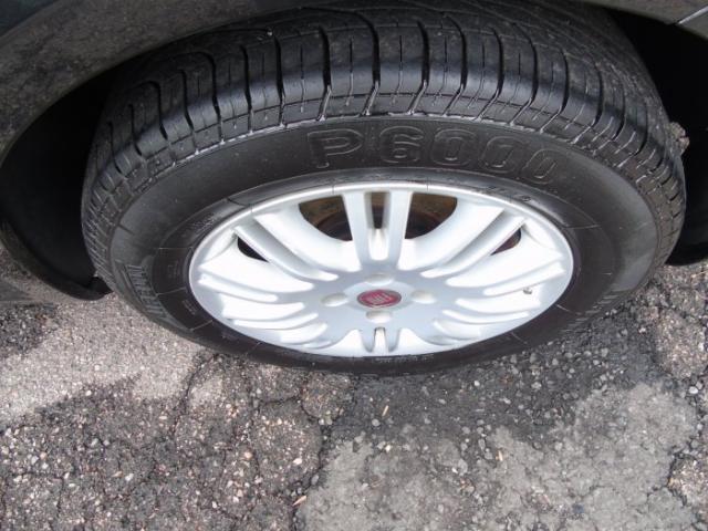 Fiat linea 2010 1.9 mpi hlx 16v flex 4p automatizado - Foto 7