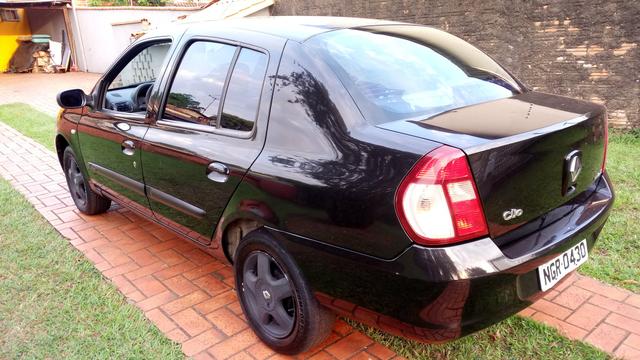 "Oferta" Clio Sedan Privilege 1.6 Hi-Flex 2006 - Foto 2