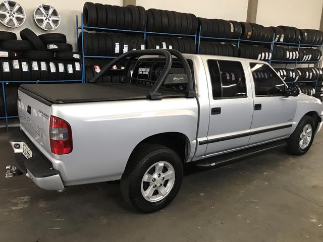 Vende-se S10 colina 2.8 turbo intercooler ano 2005