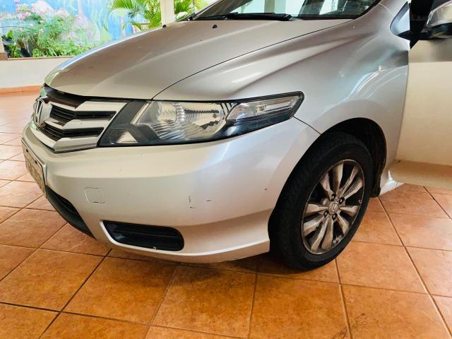 Vendo honda city 2013 carro novo baixo km - Foto 3